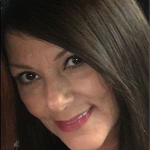 Meet your Posher, Theresa